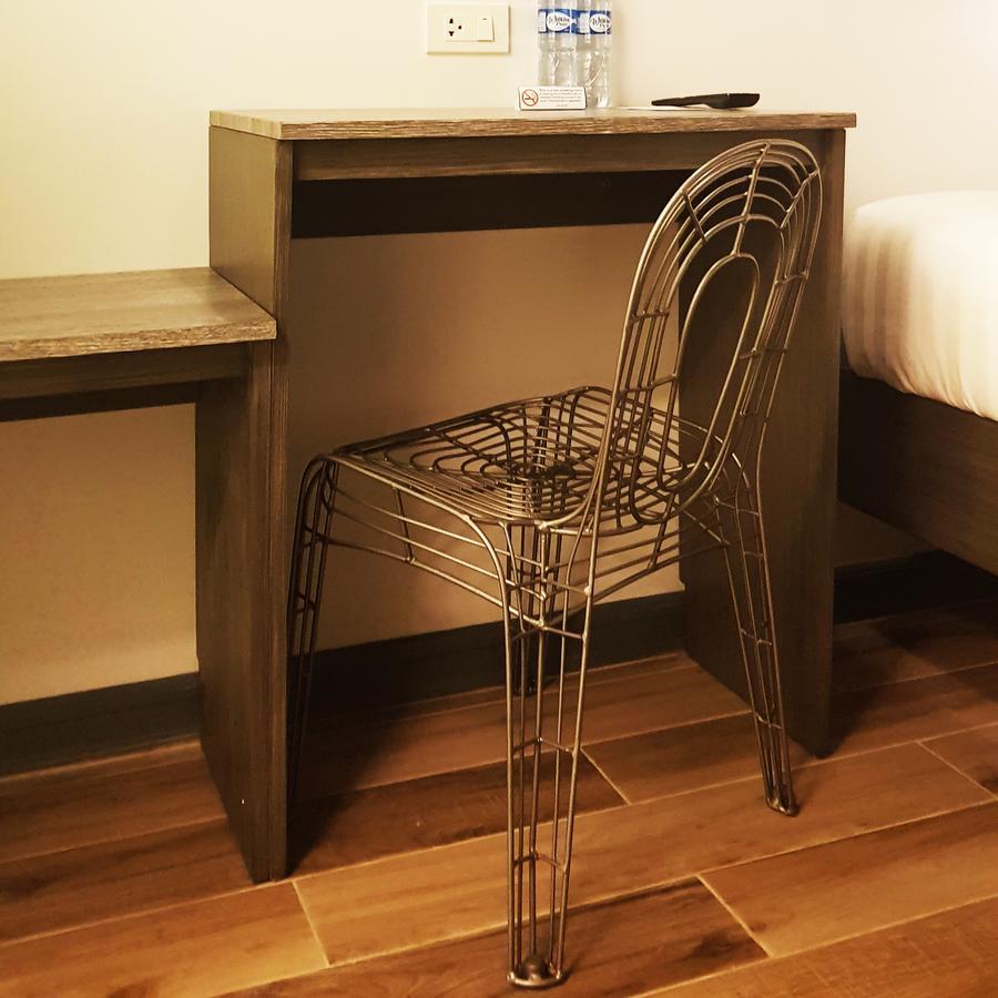 Gq Plaza Hotel Kalibo Buitenkant foto